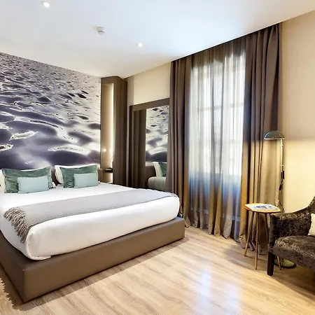 كونديس دي 4*