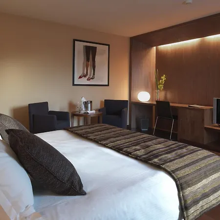 Otel Condes De 4*