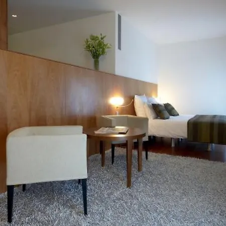 Otel Condes De 4*