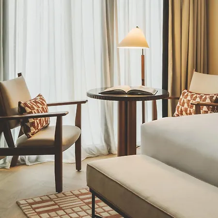 Hotel Condes De