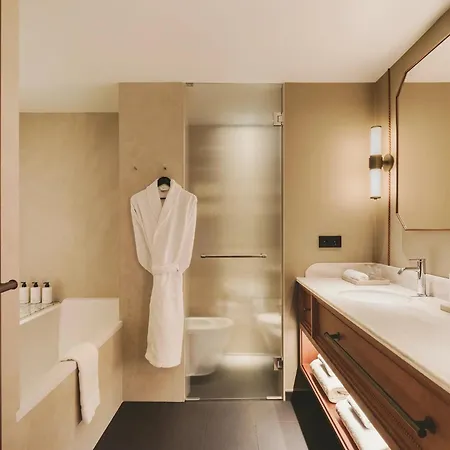 Hotel Condes De