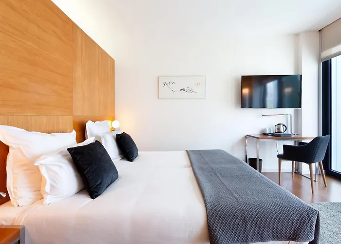 Hotel Condes De 4*