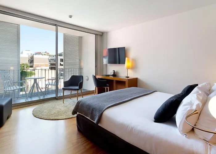 Condes De Hotel 4*